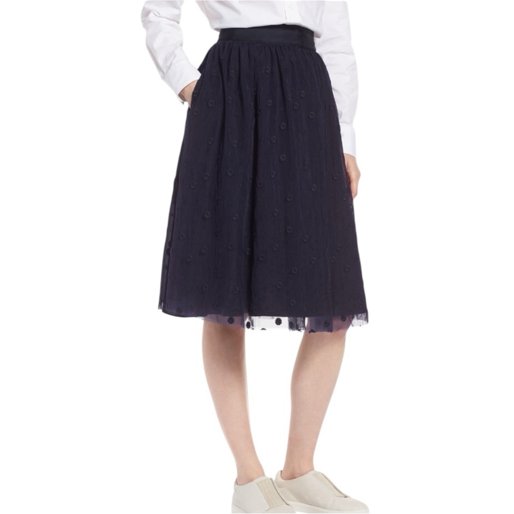 1901 Embroidered Tulle Skirt in Navy Size 4